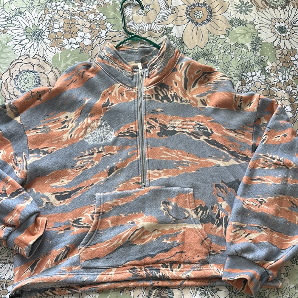Women’s Gray and Orange Camouflage Sweater